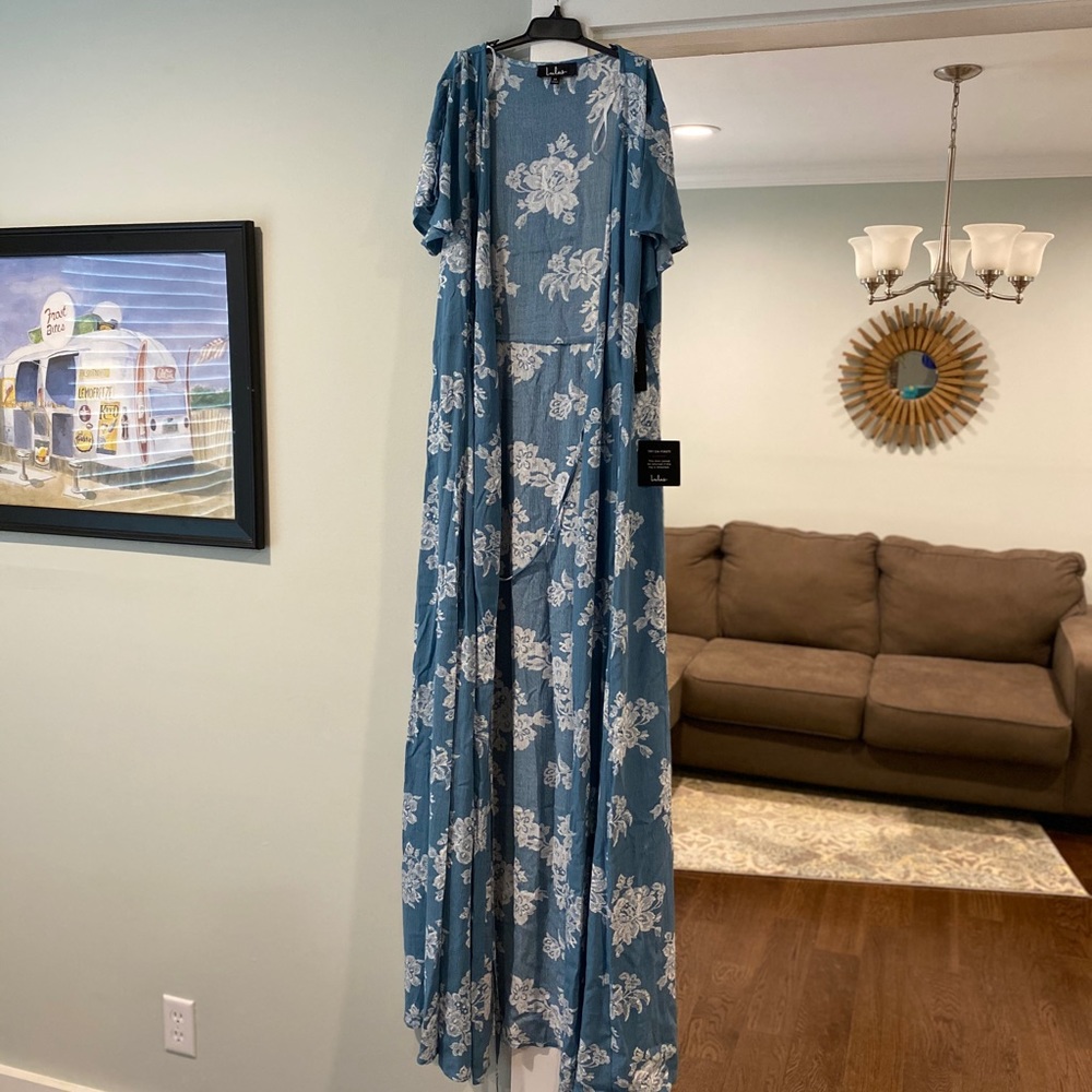 Lulu’s Dress - Picture 5 of 8